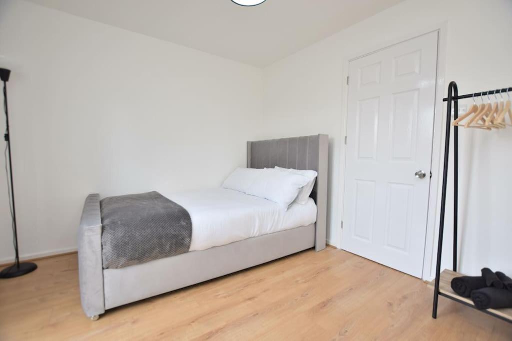 Luxury Central Oxford Detached Home מראה חיצוני תמונה